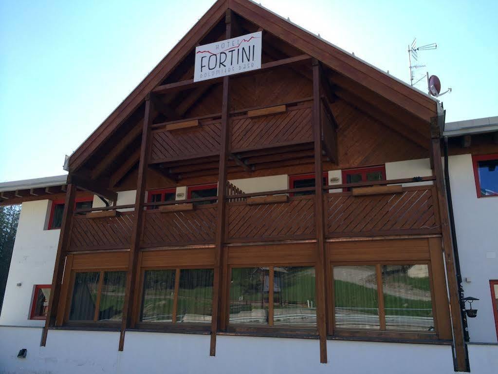 Hotel Fortini Мадонна-ди-Кампильо Экстерьер фото